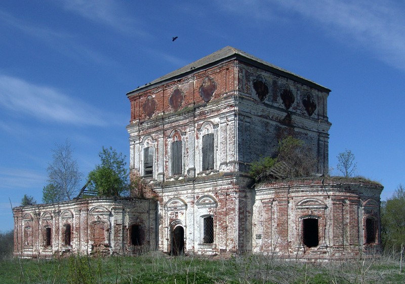 Церковь Михаила Архангела, Гробищево (Комсомольский район, Ивановская область). общий вид в ландшафте