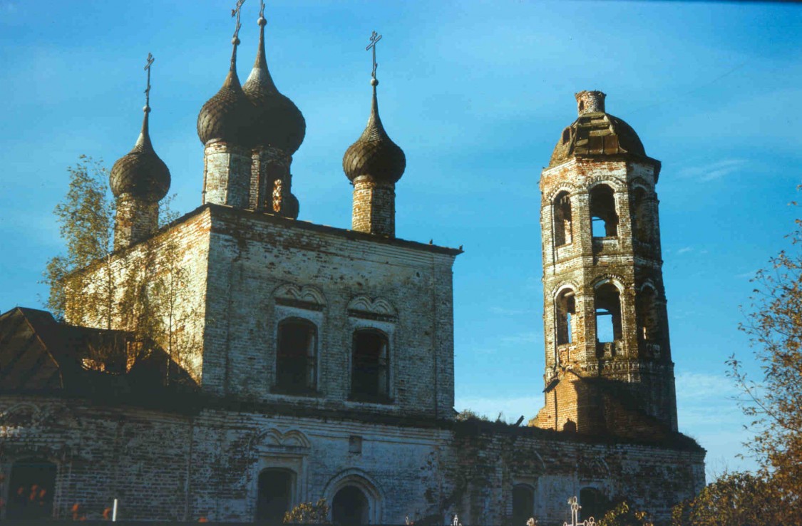 Церковь Рождества Христова, Погост Ломин (Тутаевский район, Ярославская область). фасады