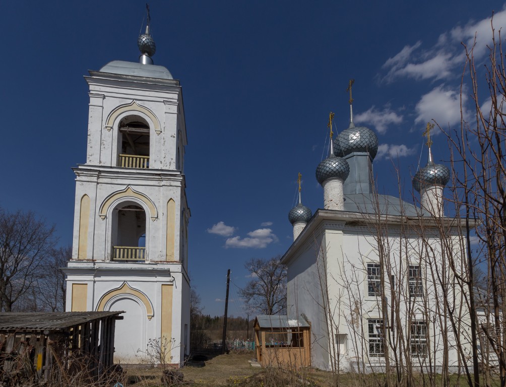 Верещагино (Неверюево). Церковь Троицы Живоначальной. фасады