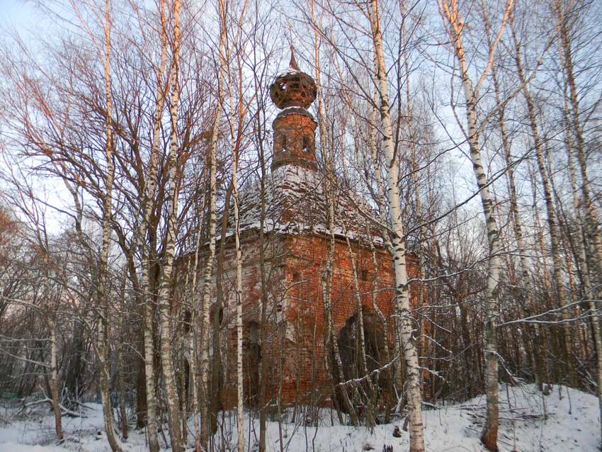 Церковь Николая Чудотворца, Подозерье (Комсомольский район, Ивановская область). общий вид в ландшафте