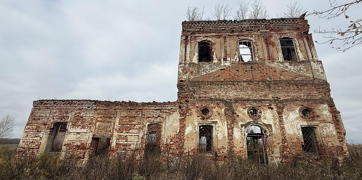 Вид с юга, фасады. Церковь Покрова Пресвятой Богородицы, Ясная Поляна (Пошехонский район, Ярославская область)