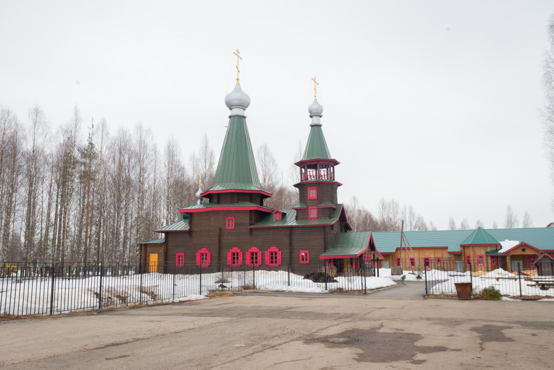 Плесецк. Церковь Иоанна Богослова. общий вид в ландшафте