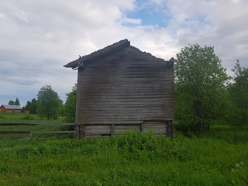 Церковь Введения во храм Пресвятой Богородицы, Михайловка (Вельский район, Архангельская область). фасады