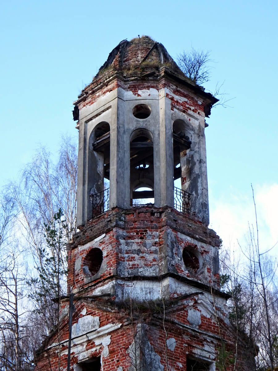 Церковь Троицы Живоначальной, Космодамиановский погост (Андреевское) (Рамешковский район, Тверская область). архитектурные детали