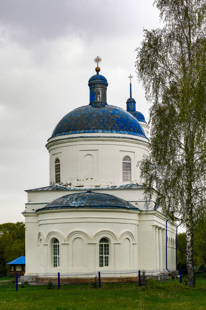 Церковь Казанской иконы Божией Матери, Новая Анзирка (Елабужский район, Республика Татарстан). общий вид в ландшафте