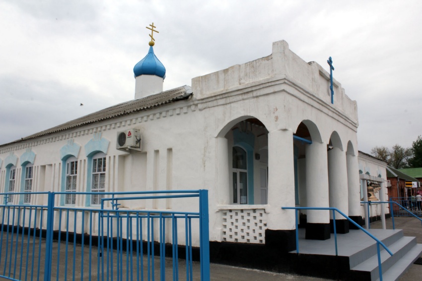 Церковь Успения Пресвятой Богородицы, Веселый (Веселовский район, Ростовская область). фасады, свято-Успенский храм