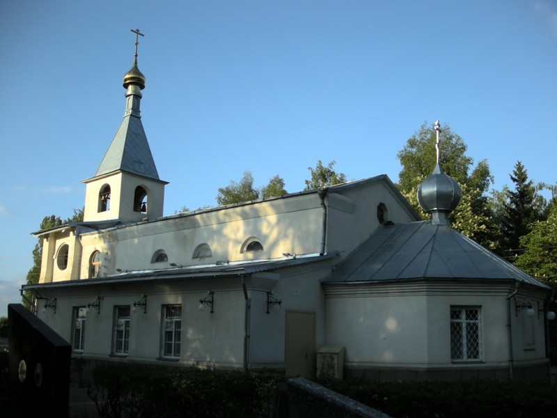 Церковь Корсунской иконы Божией Матери на городском кладбище, Белгород (Белгород, город, Белгородская область). общий вид в ландшафте