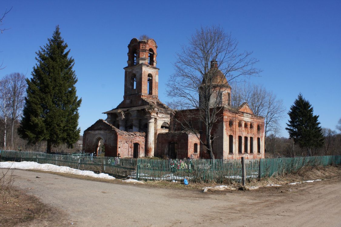 Церковь Михаила Архангела, Кикино (Тёмкинский район, Смоленская область). фасады