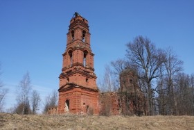 Дерново. Церковь Покрова Пресвятой Богородицы