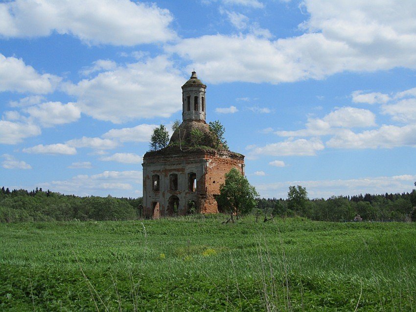 Фомищево, урочище. Церковь Николая Чудотворца. общий вид в ландшафте, вид с северо-запада
