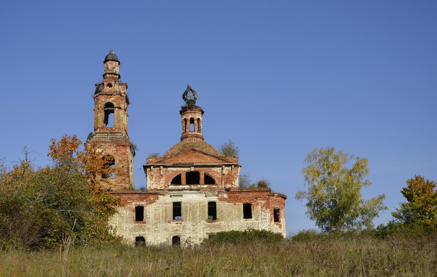 Церковь Знамения Честного Креста Господня, Михеевское (Нерехтский район, Костромская область). общий вид в ландшафте