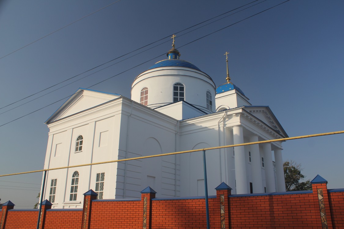 Церковь Рождества Христова, Гончаровка (Суджанский район, Курская область). фасады