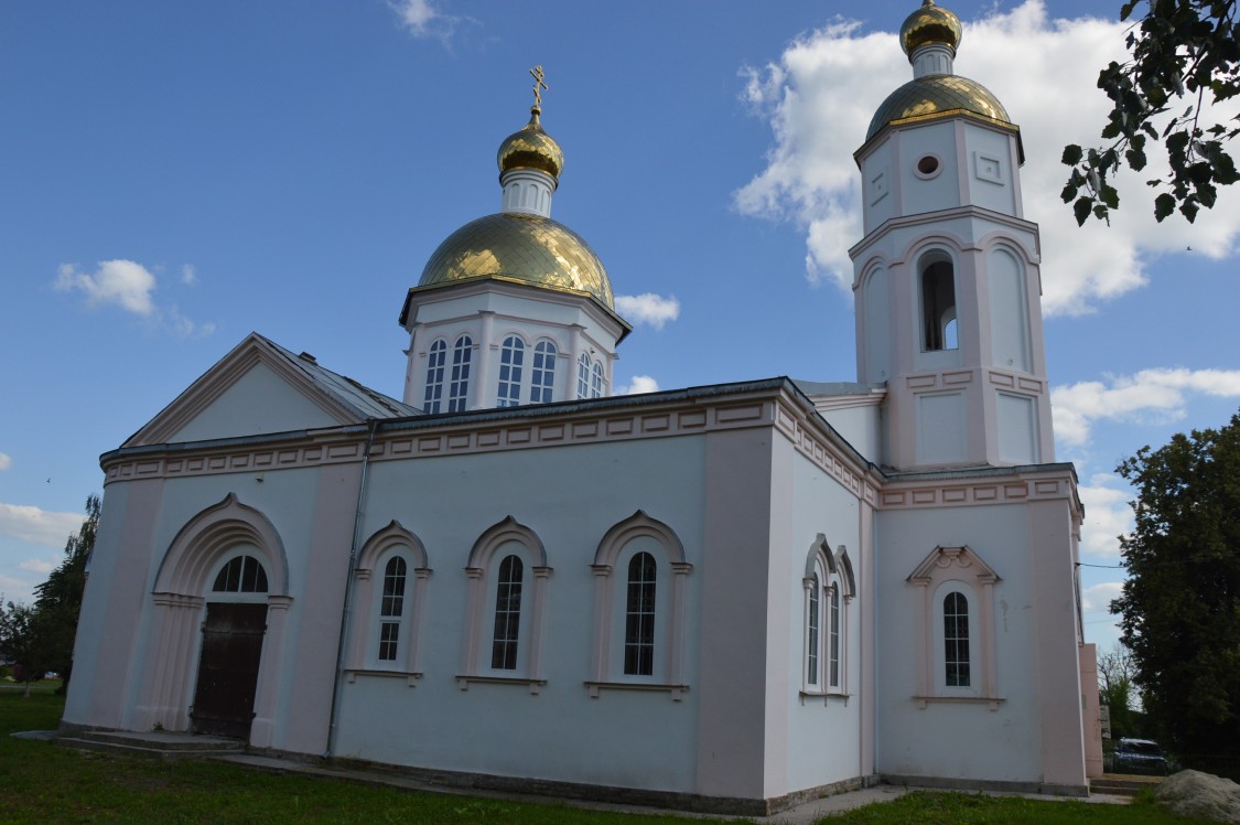 Церковь Димитрия Солунского, Казачья Локня (Суджанский район, Курская область). фасады