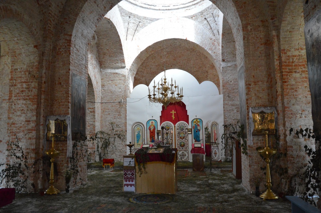 Церковь Димитрия Солунского, Казачья Локня (Суджанский район, Курская область). интерьер и убранство