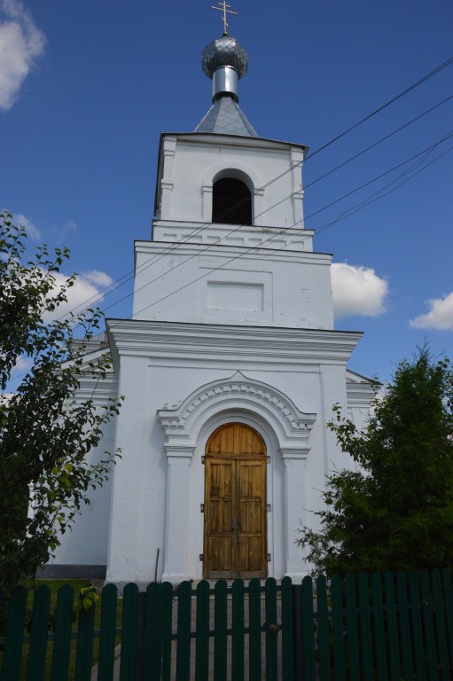 Церковь Иоанна Предтечи, Махновка (Суджанский район, Курская область). фасады