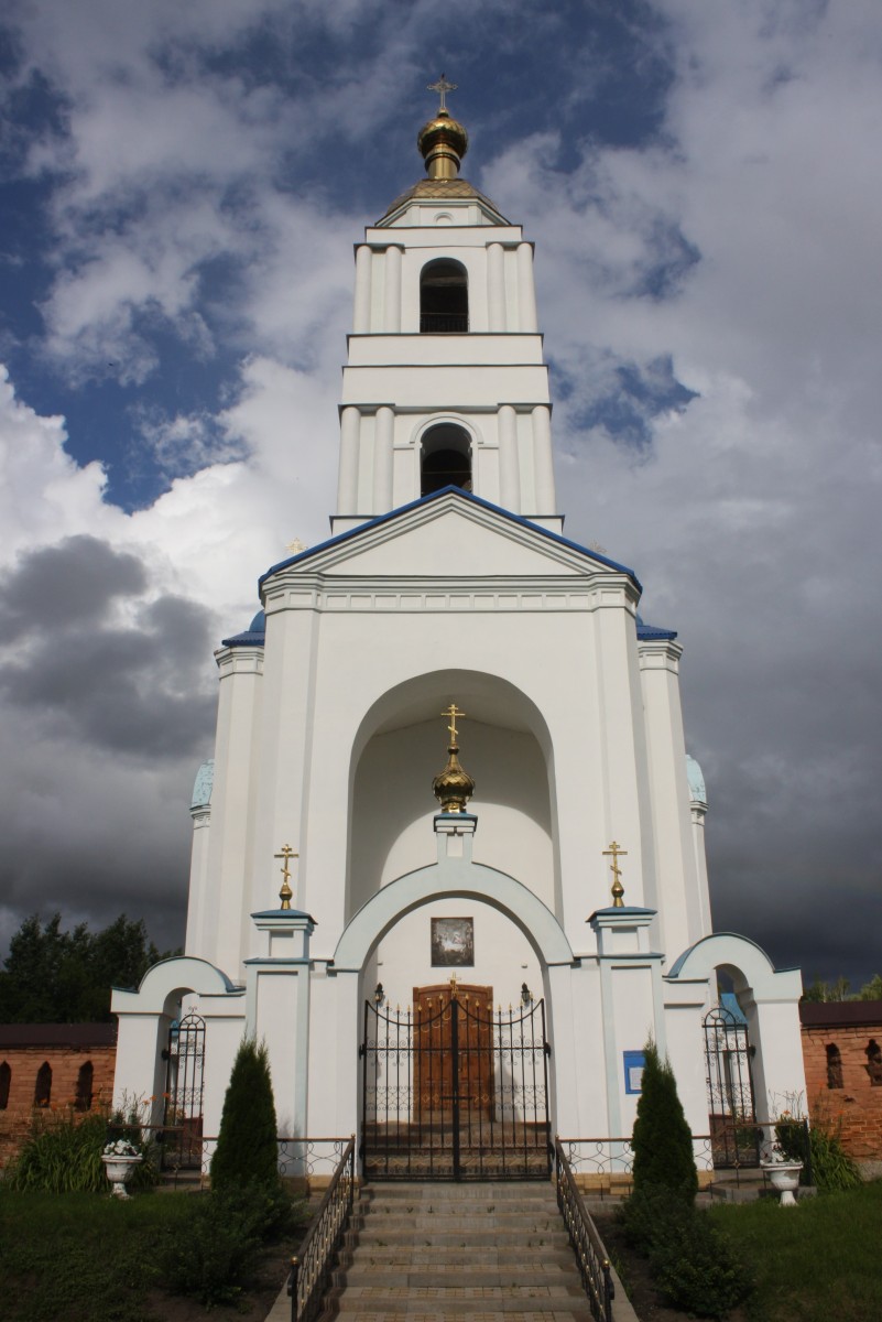 Церковь Рождества Христова, Уланок (Суджанский район, Курская область). фасады