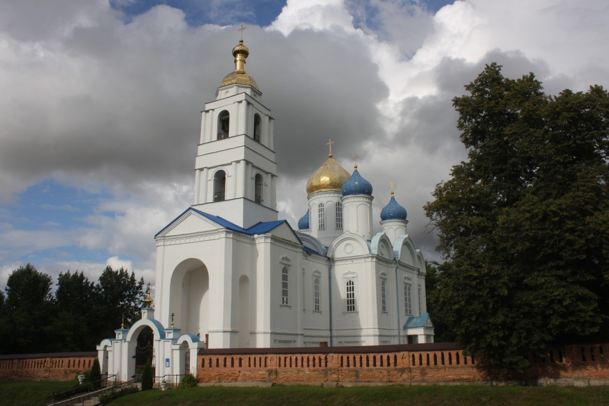 Церковь Рождества Христова, Уланок (Суджанский район, Курская область). фасады