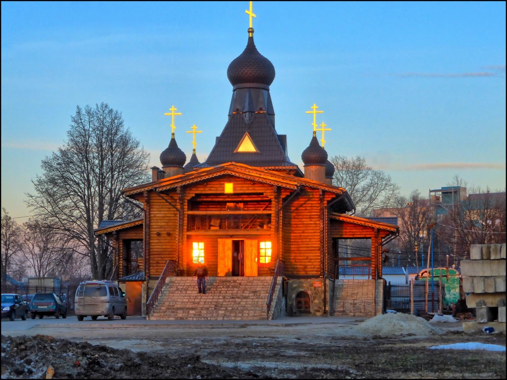 Курск. Церковь Серафима Саровского. фасады