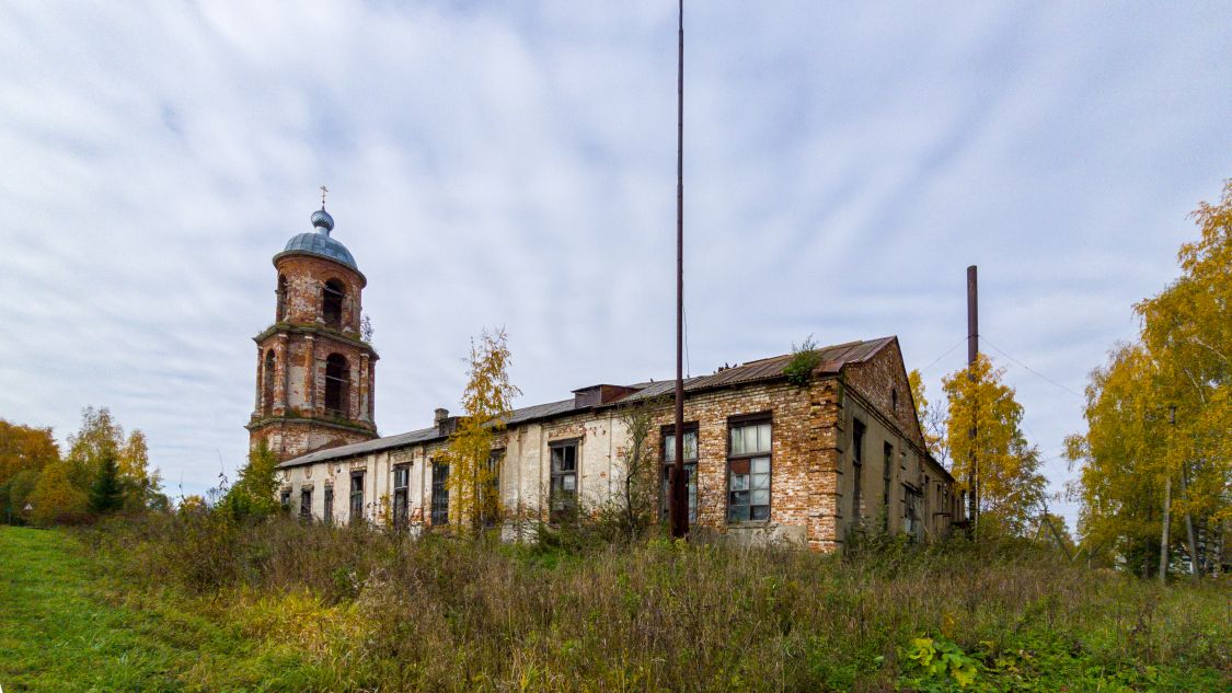 Церковь Рождества Христова, Рождествено (Мышкинский район, Ярославская область). фасады