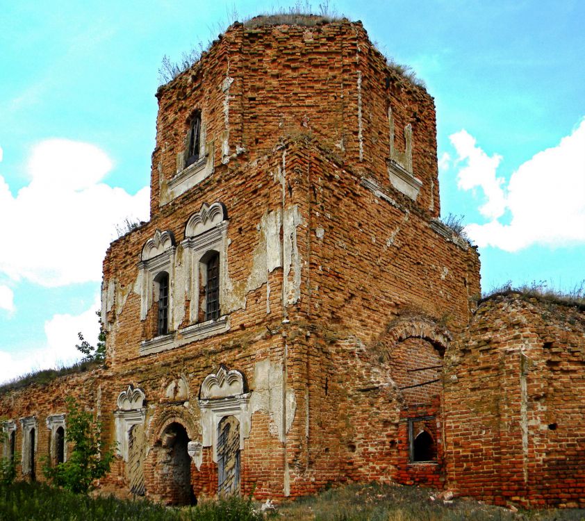 Церковь Владимирской иконы Божией Матери, Кострова (Рыльский район, Курская область). общий вид в ландшафте