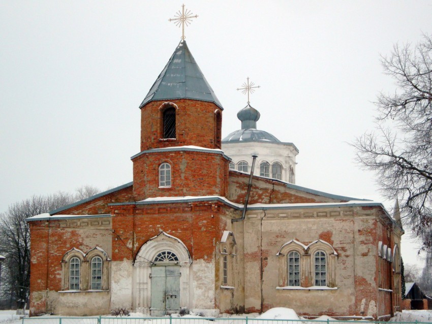 Казачья Локня. Церковь Димитрия Солунского. общий вид в ландшафте