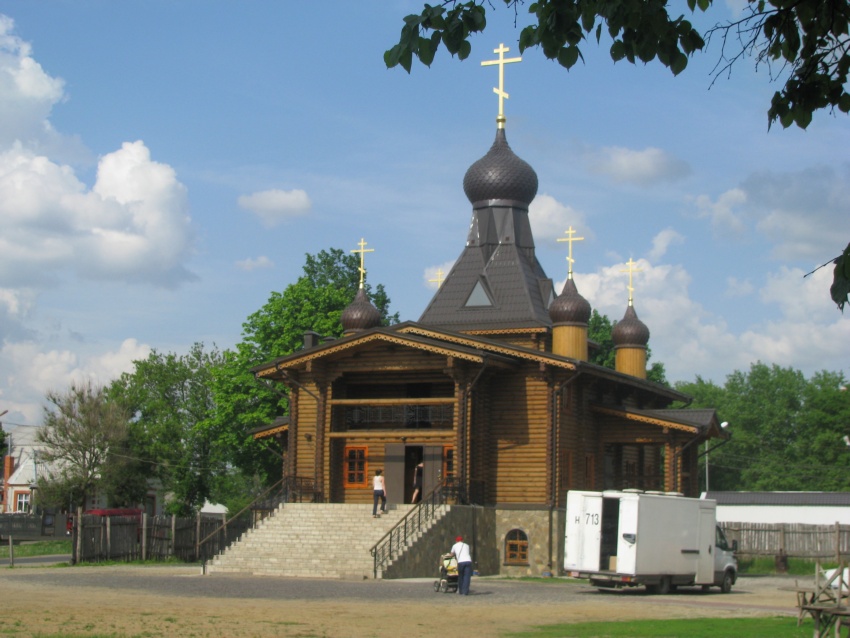 Курск. Церковь Серафима Саровского. фасады