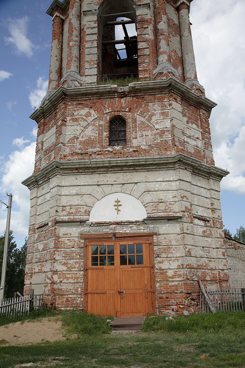 Церковь Рождества Христова, Рождествено (Мышкинский район, Ярославская область). архитектурные детали
