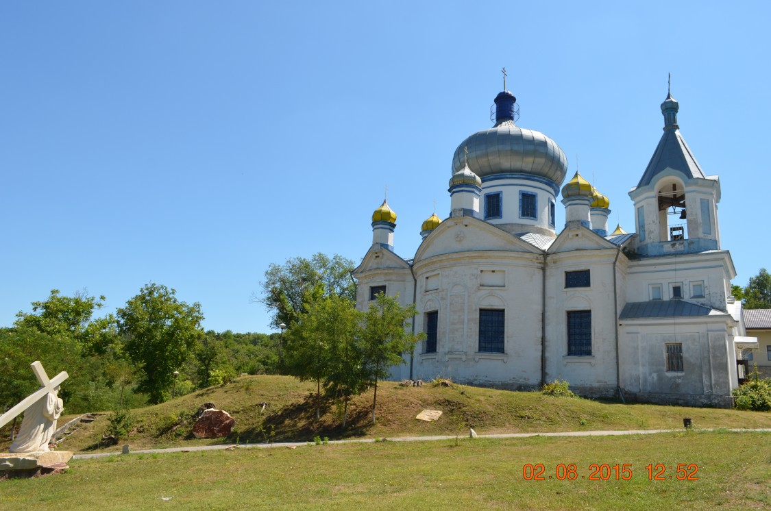 Никольский мужской монастырь, Кондрица (Кишинёв, Молдова). общий вид в ландшафте
