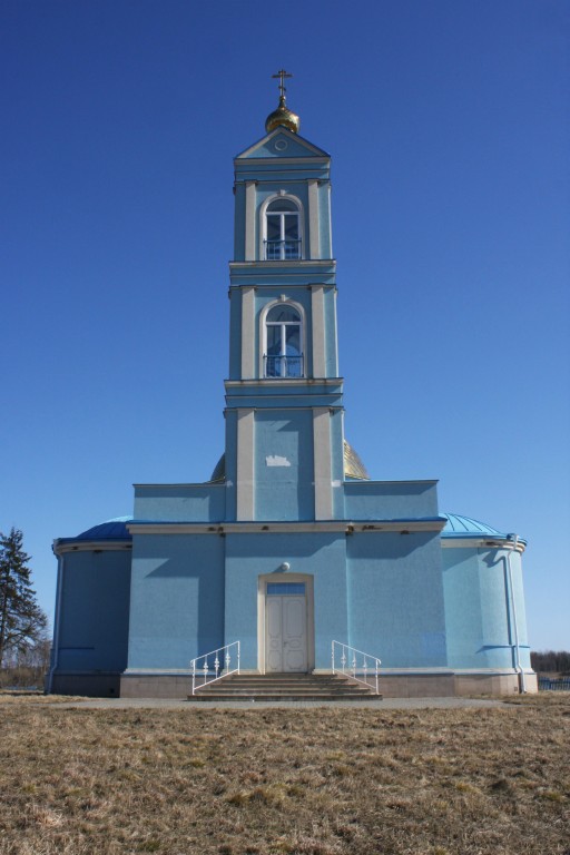 Ильюшкино (Днепрово). Церковь Смоленской иконы Божией Матери. фасады