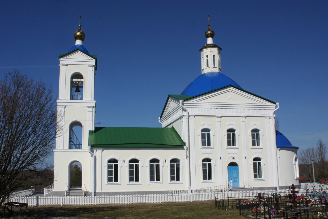 Церковь Покрова Пресвятой Богородицы, Болшево (Новодугинский район, Смоленская область). фасады