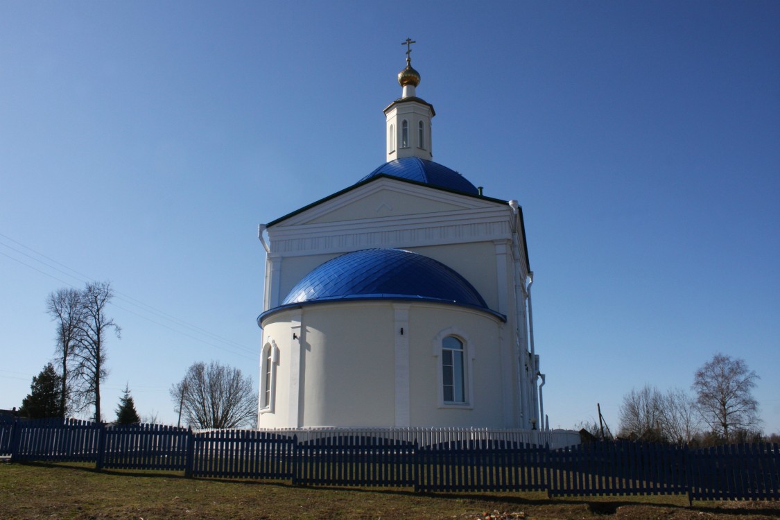Церковь Покрова Пресвятой Богородицы, Болшево (Новодугинский район, Смоленская область). фасады