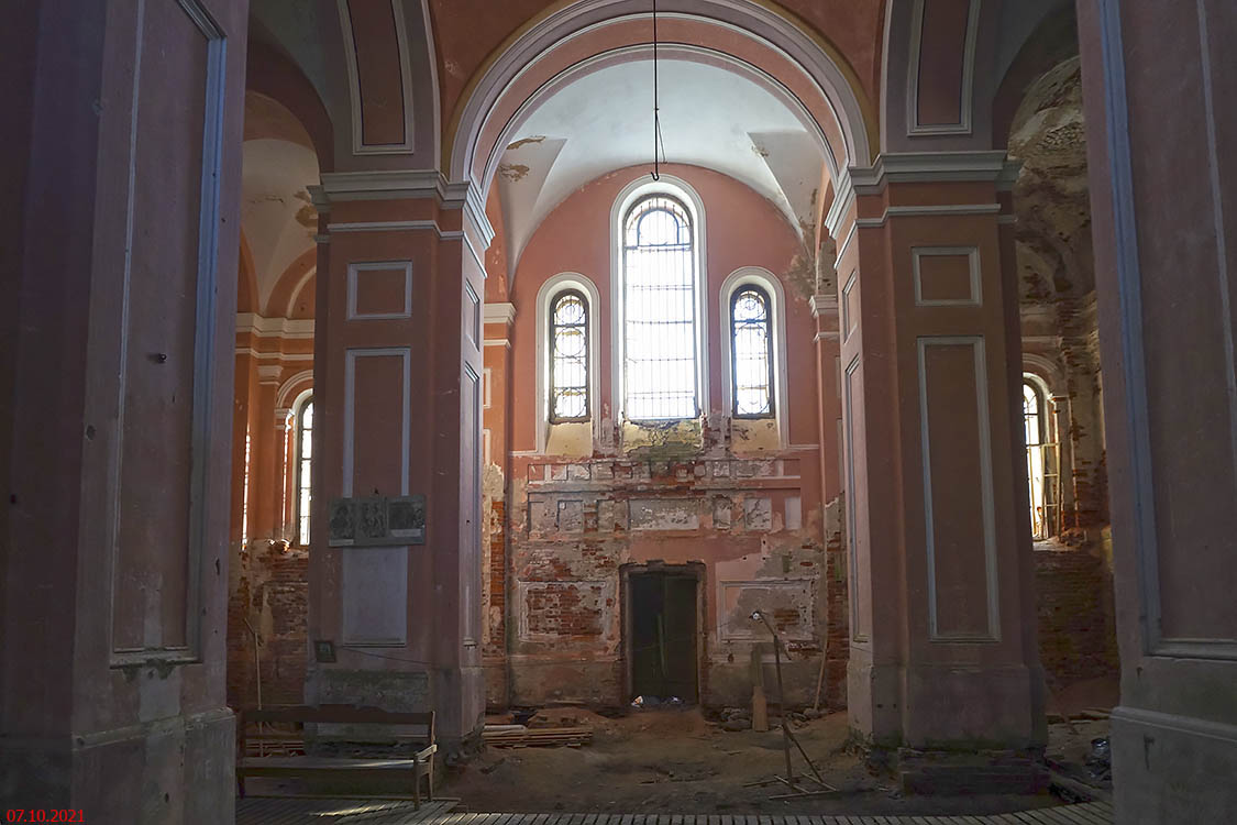 Церковь Троицы Живоначальной, Язвищи (Окуловский район, Новгородская область). интерьер и убранство