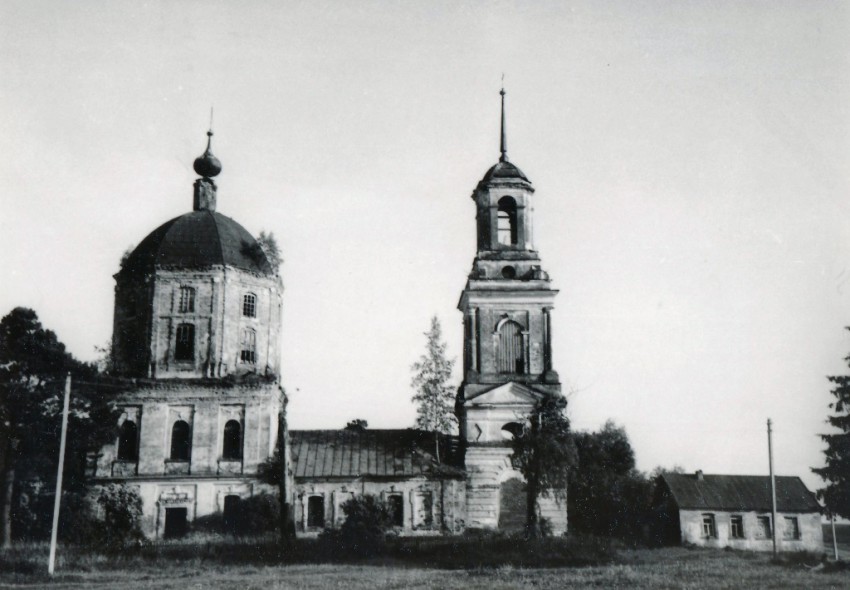 Церковь Воздвижения Креста Господня, Волосково (Рамешковский район, Тверская область). фасады