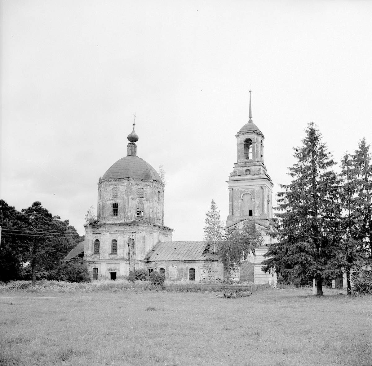 фасады. Церковь Воздвижения Креста Господня, Волосково (Рамешковский район, Тверская область)