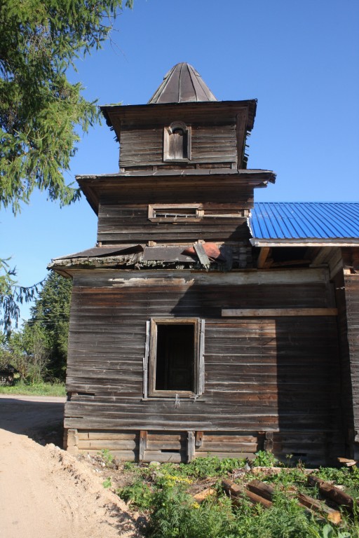 Часовня Успения Пресвятой Богородицы, Медведиха (Рамешковский район, Тверская область). фасады