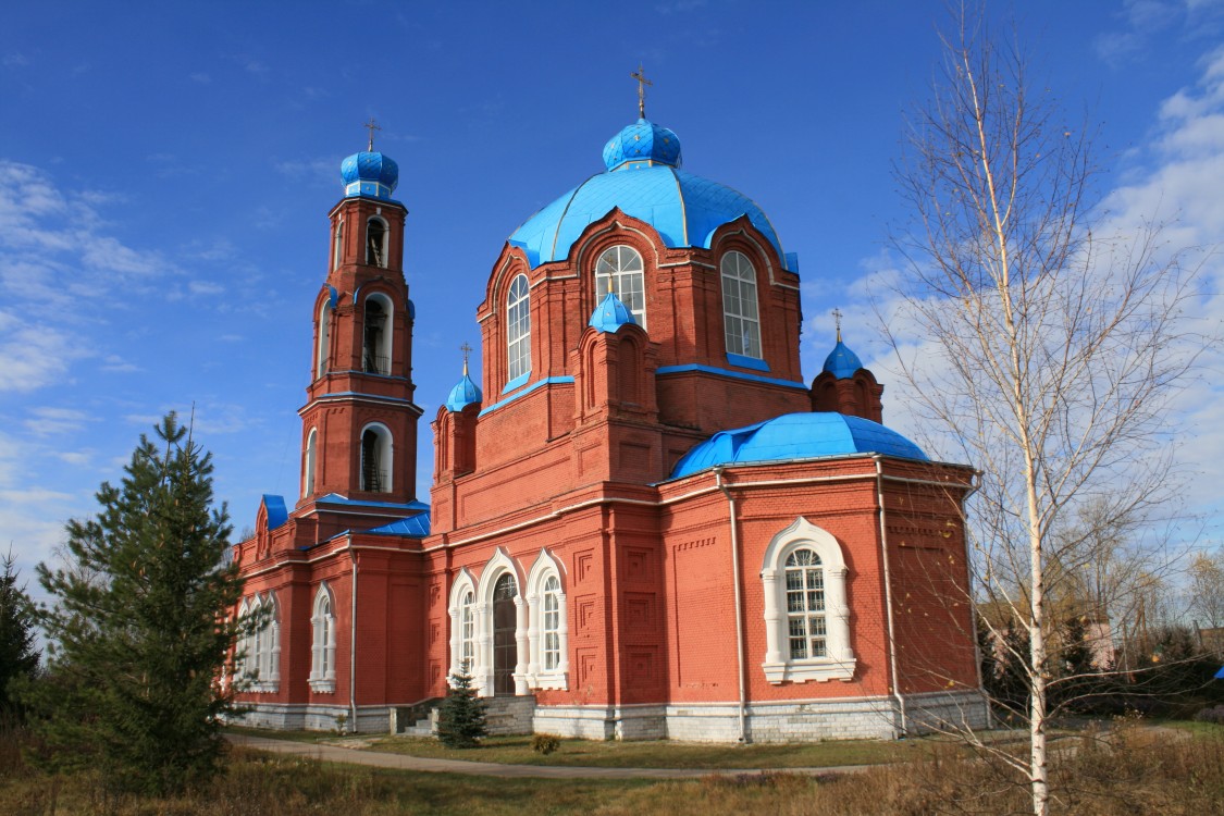 Александровка. Церковь Казанской иконы Божией Матери. фасады