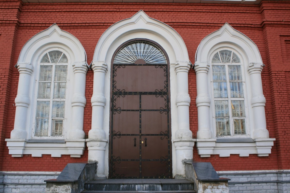 Церковь Казанской иконы Божией Матери, Александровка (Ухоловский район, Рязанская область). архитектурные детали