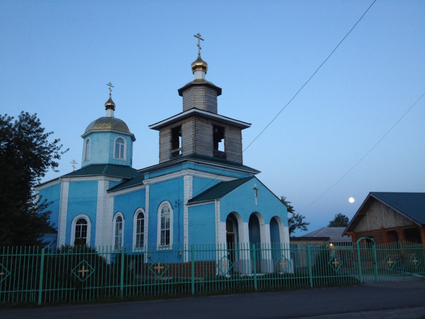 Пристень. Церковь Покрова Пресвятой Богородицы. фасады