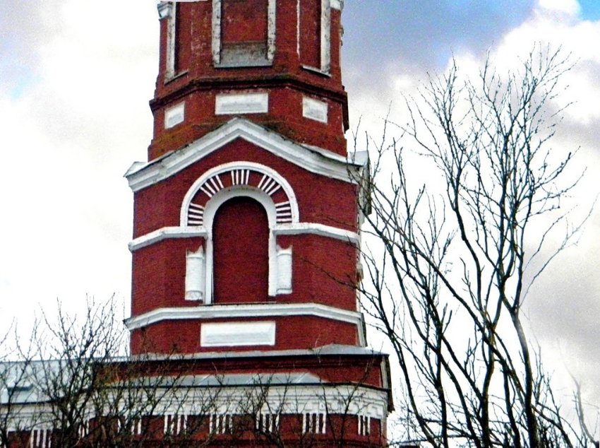 Церковь Троицы Живоначальной, Карпунёвка (Поныровский район, Курская область). архитектурные детали
