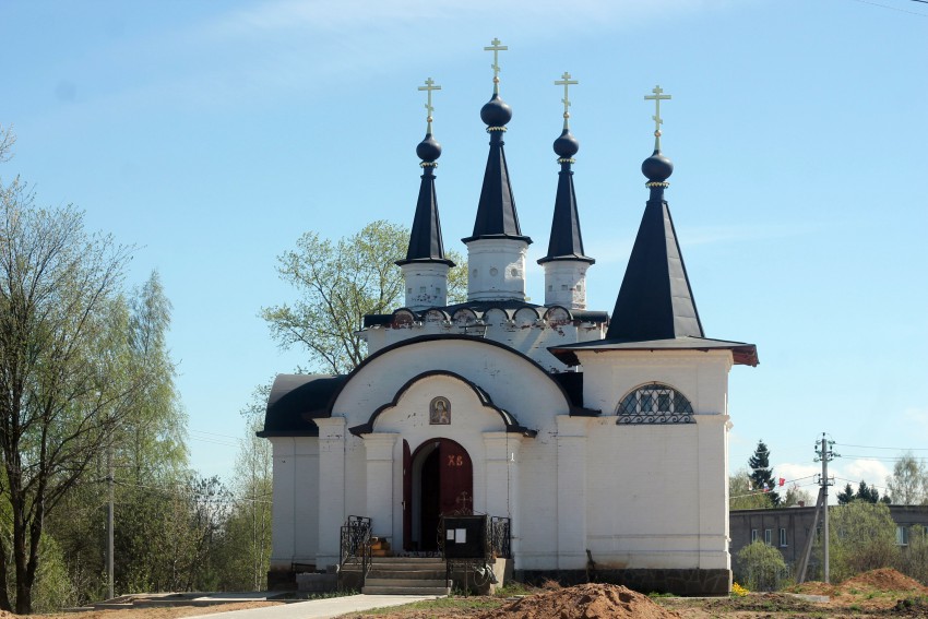 Церковь Серафима Саровского, Уваровка (Можайский городской округ, Московская область). фасады