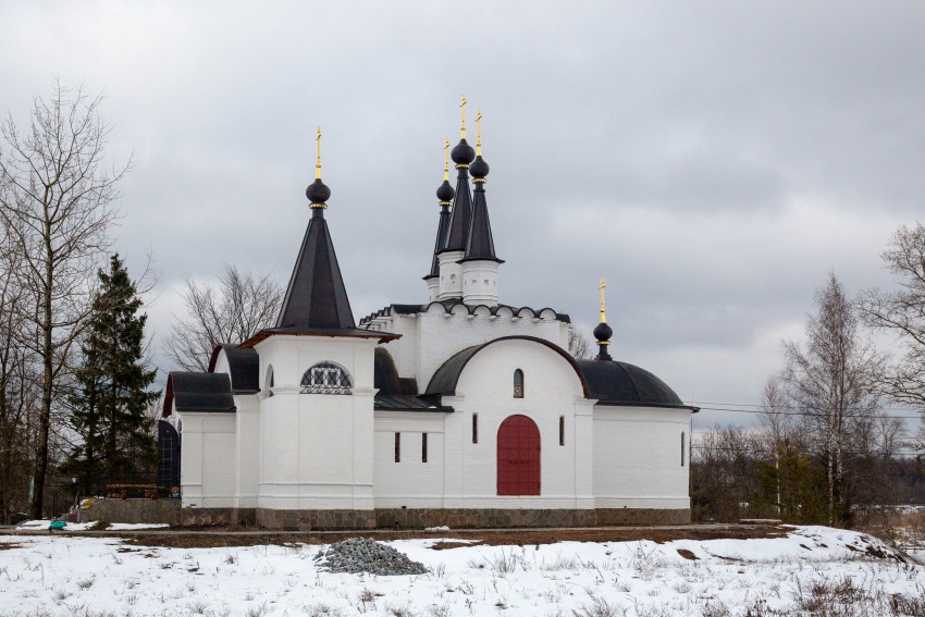 Уваровка. Церковь Серафима Саровского. фасады