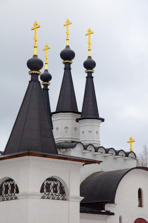 Церковь Серафима Саровского, Уваровка (Можайский городской округ, Московская область). архитектурные детали