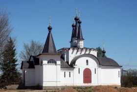 Уваровка. Церковь Серафима Саровского