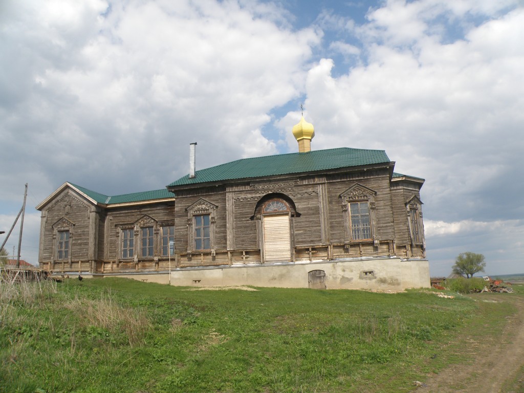 Церковь Троицы Живоначальной, Высокое (Шацкий район, Рязанская область). фасады