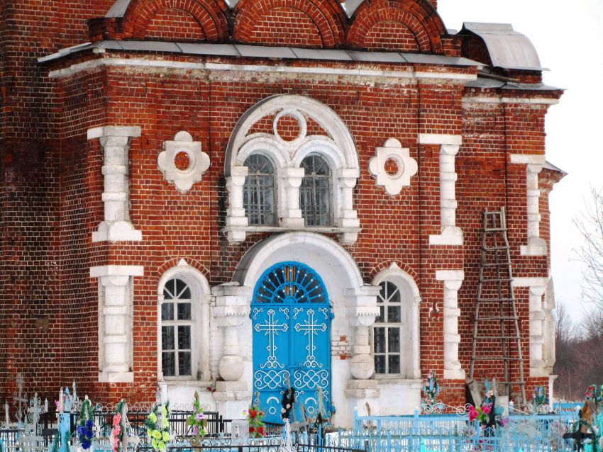 Церковь Иверской иконы Божией Матери, Муратово (Шиловский район, Рязанская область). архитектурные детали, фрагмент южного фасада
