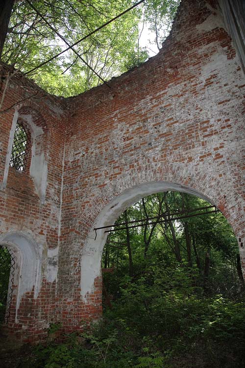 Церковь Троицы Живоначальной, Троицкое, урочище (Борисоглебский район, Ярославская область). интерьер и убранство