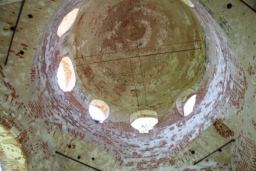 Церковь Смоленской иконы Божией Матери, Ивановское (Мышкинский район, Ярославская область). интерьер и убранство