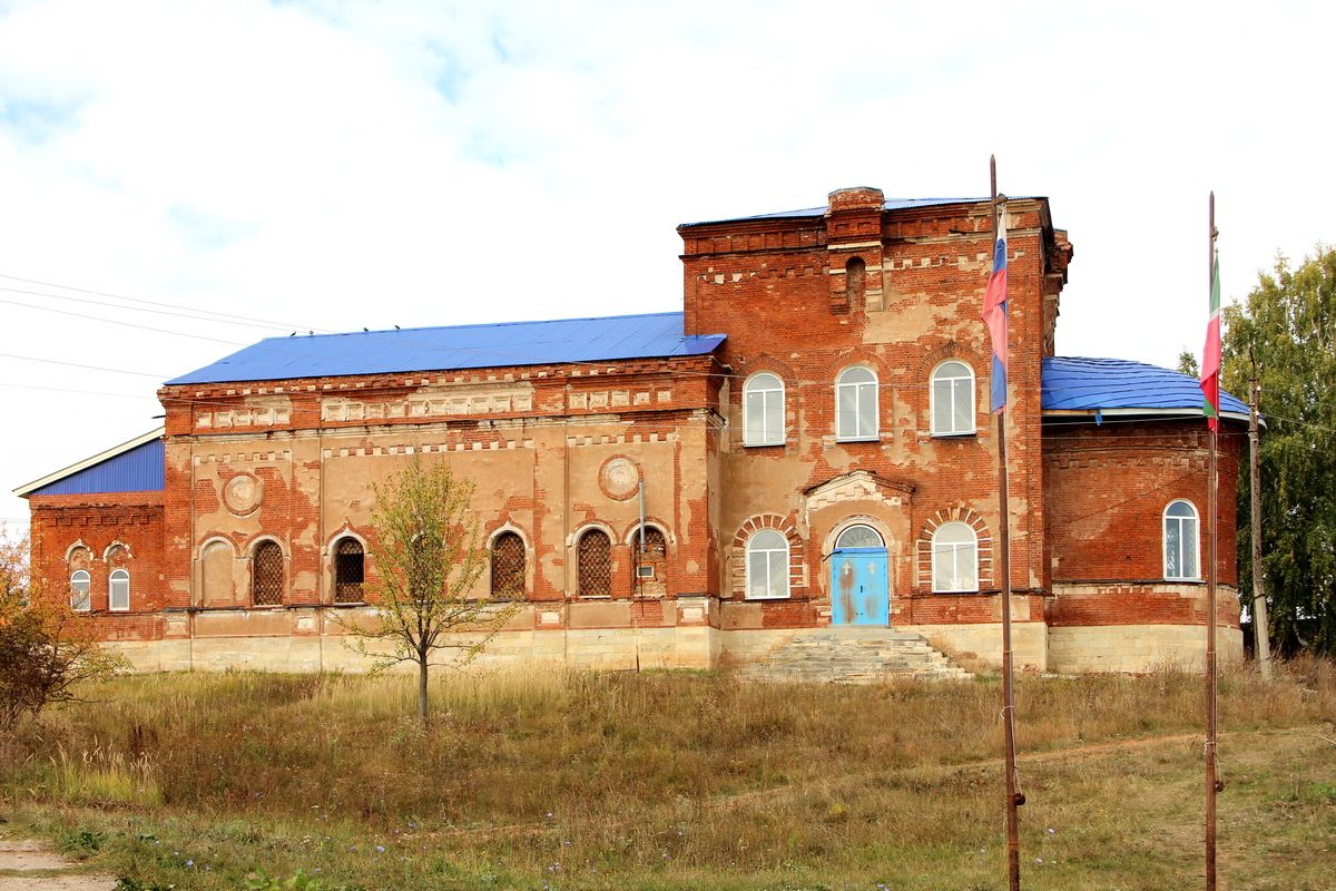 Церковь Покрова Пресвятой Богородицы, Покровское (Елабужский район, Республика Татарстан). фасады, Вид с юга.