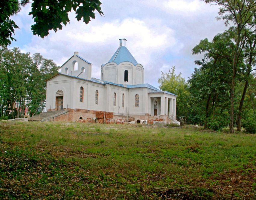 Курск. Церковь Пантелеимона Целителя. общий вид в ландшафте