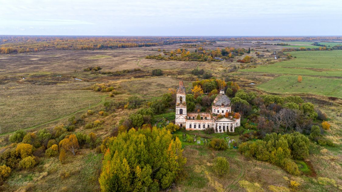 Николо-Топор. Церковь Николая Чудотворца. общий вид в ландшафте